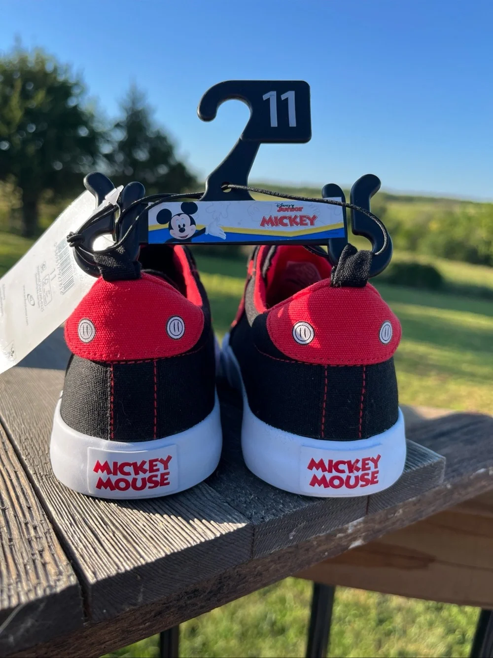 Disney Mickey Mouse & Friends Kids Tennis Shoes Size 11 NWT hook & loop fastener